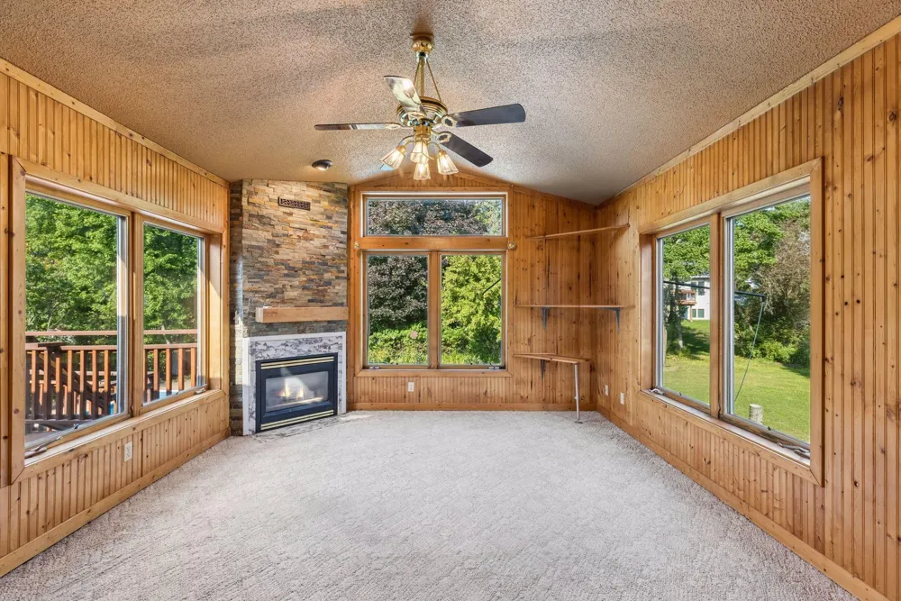 818 Pine Tree Trail Stillwater, MN 55082