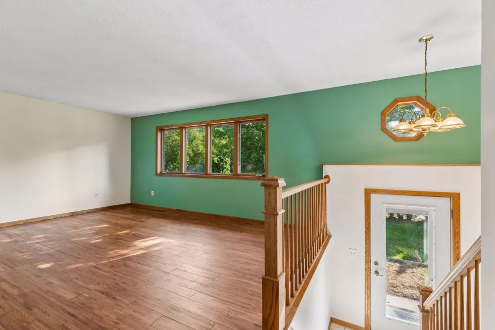 818 Pine Tree Trail Stillwater, MN 55082
