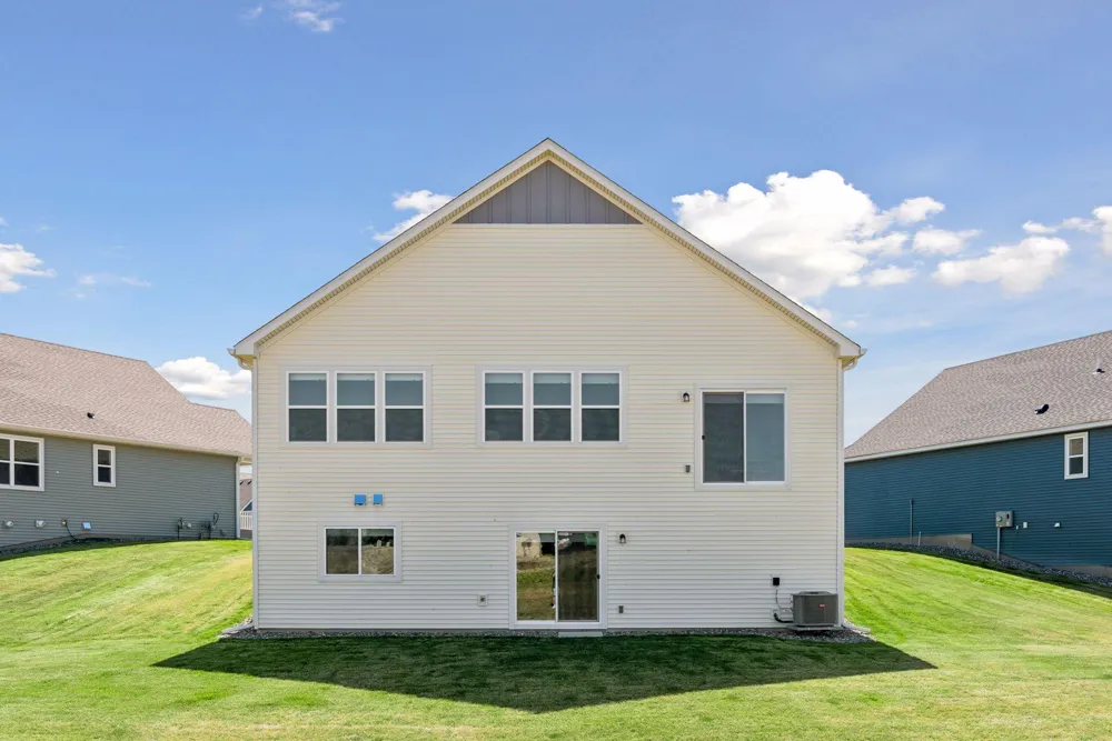 7594 Swan Street Lino Lakes, MN 55038