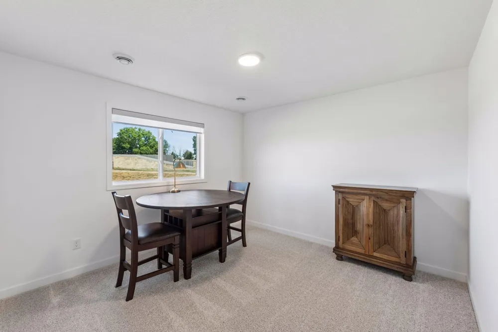 7594 Swan Street Lino Lakes, MN 55038