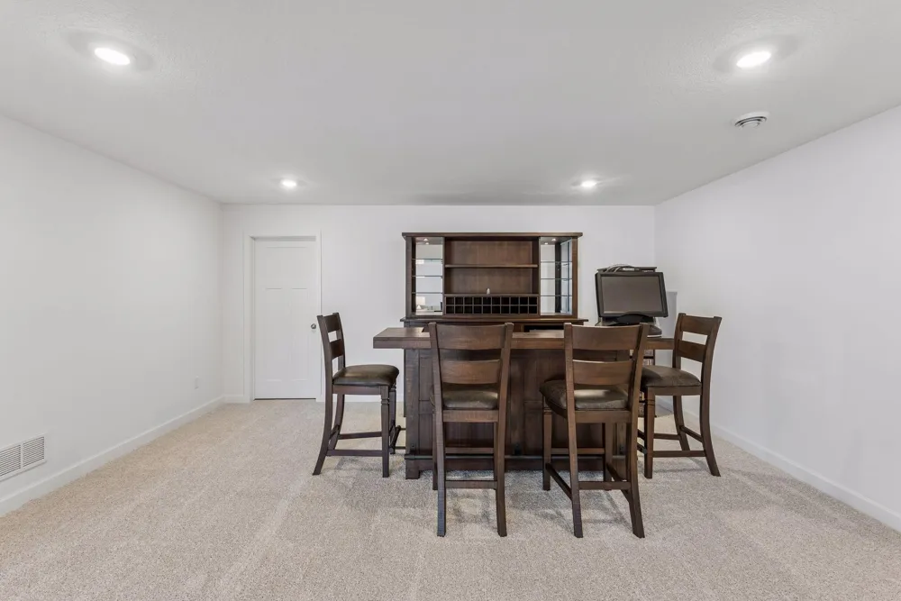 7594 Swan Street Lino Lakes, MN 55038