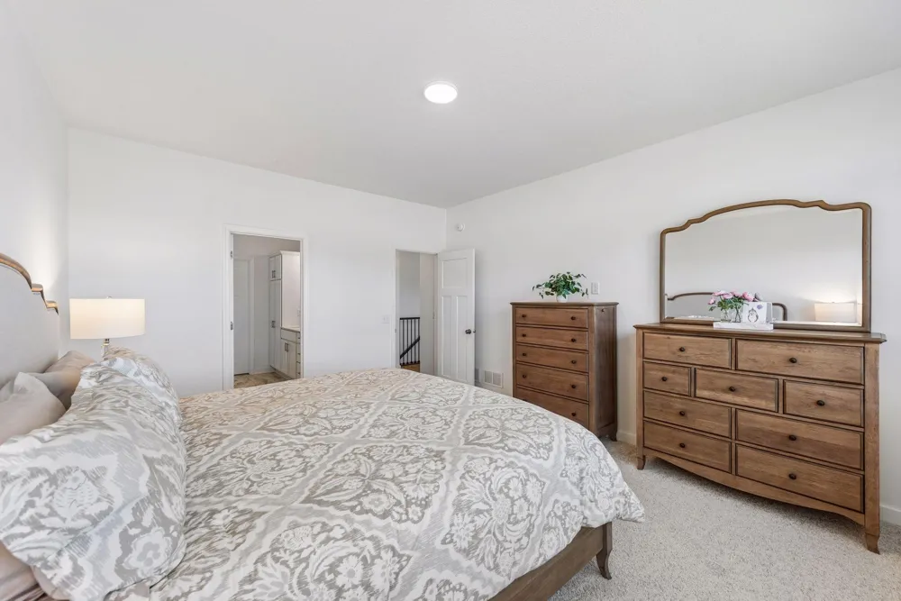 7594 Swan Street Lino Lakes, MN 55038
