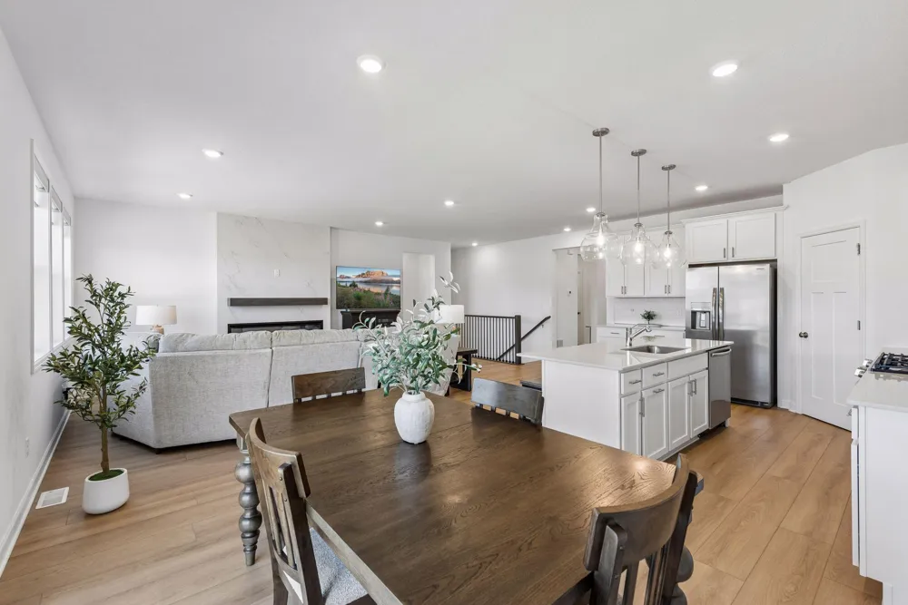 7594 Swan Street Lino Lakes, MN 55038