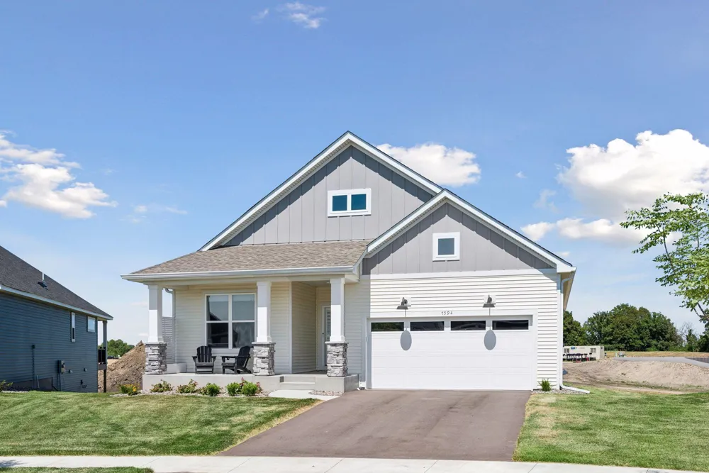 7594 Swan Street Lino Lakes, MN 55038