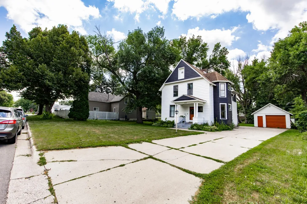 522 E Adolphus Avenue Fergus Falls, MN 56537