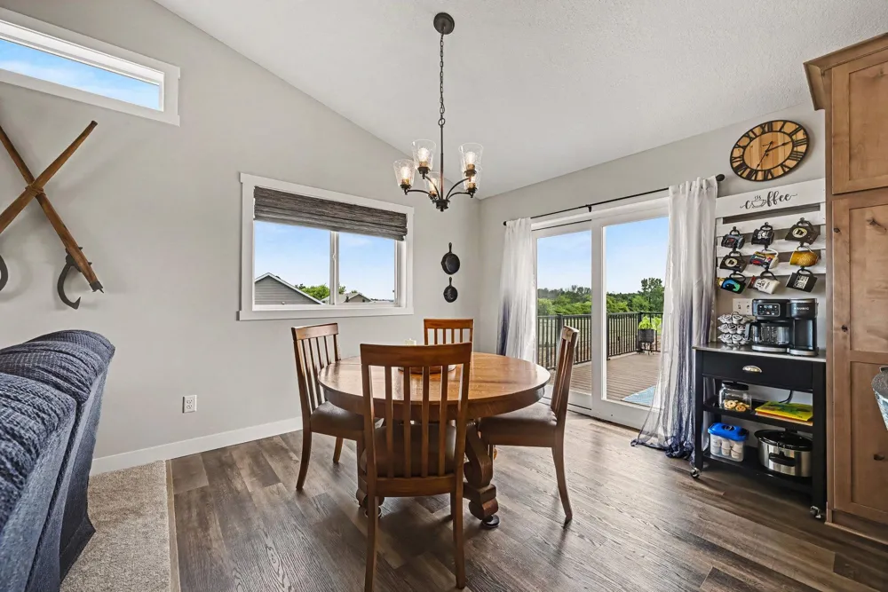 413 Highland Drive Ellsworth, WI 54011