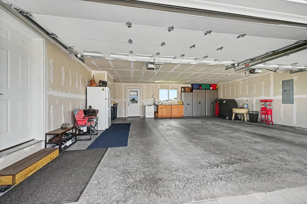 413 Highland Drive Ellsworth, WI 54011
