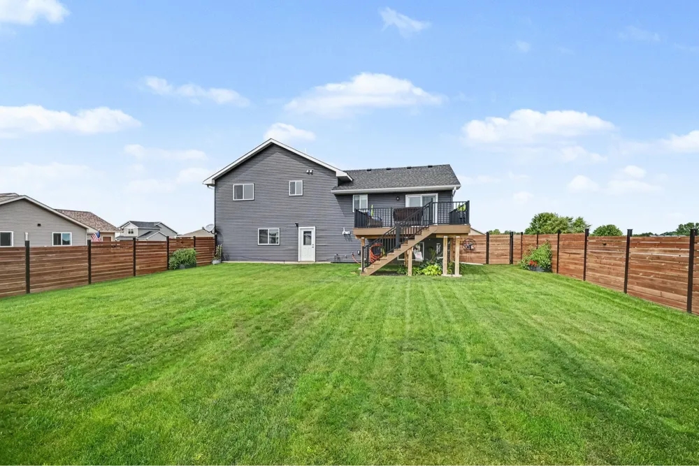 413 Highland Drive Ellsworth, WI 54011