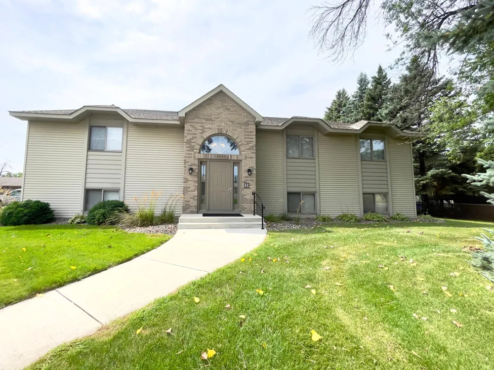 2000 108th Lane NW #203 Coon Rapids, MN 55433