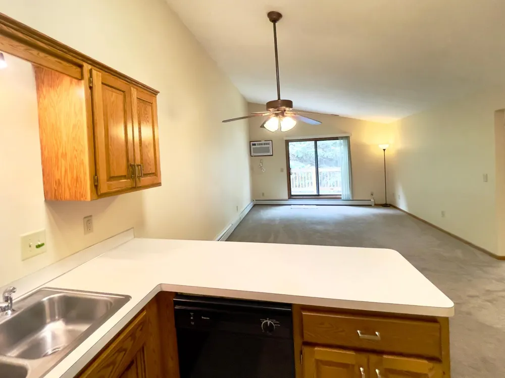 2000 108th Lane NW #203 Coon Rapids, MN 55433