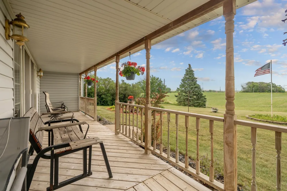 27326 Church Avenue New Prague, MN 56071