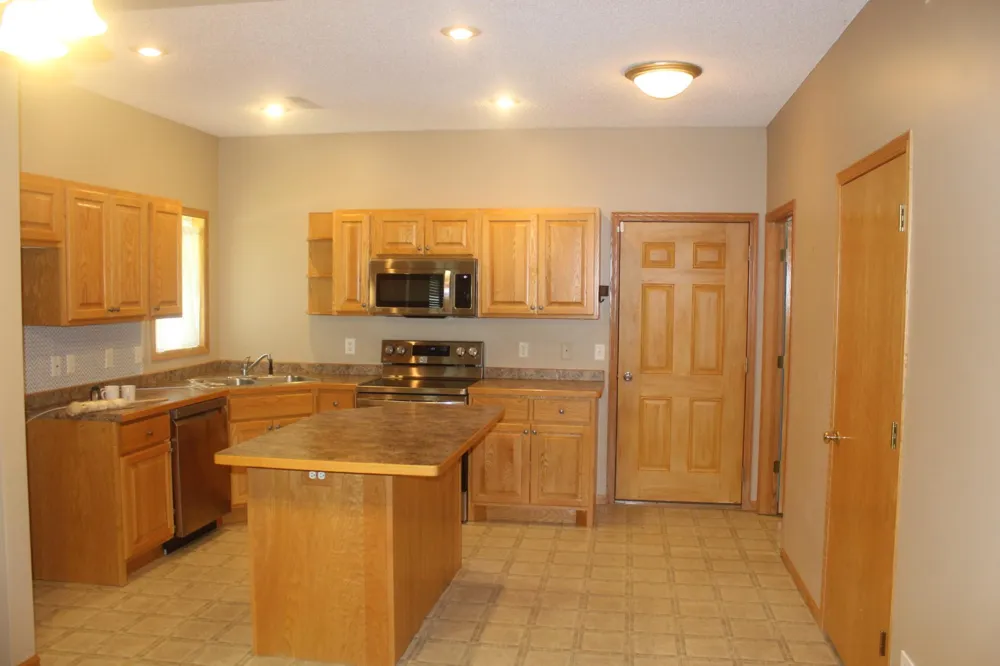 11735 Spruce Drive Monticello, MN 55362
