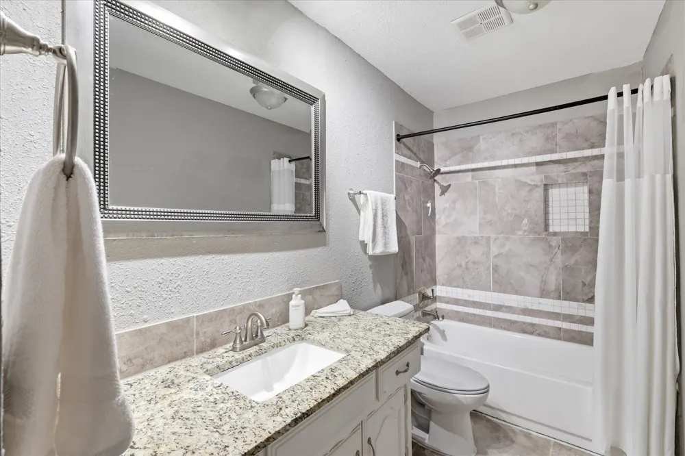 629 Park Lane Highland Village, TX 75077