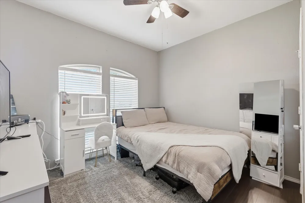 629 Park Lane Highland Village, TX 75077