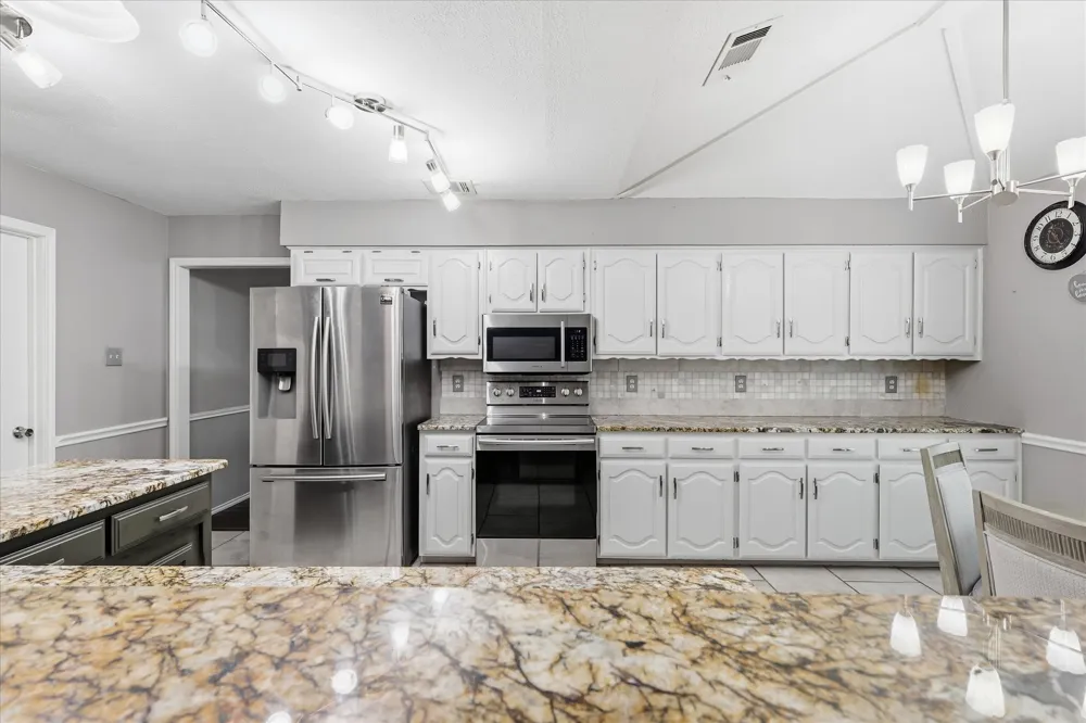 629 Park Lane Highland Village, TX 75077