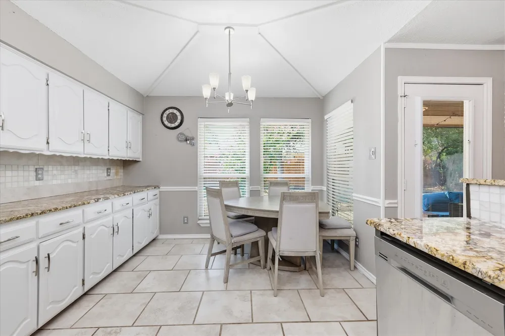 629 Park Lane Highland Village, TX 75077