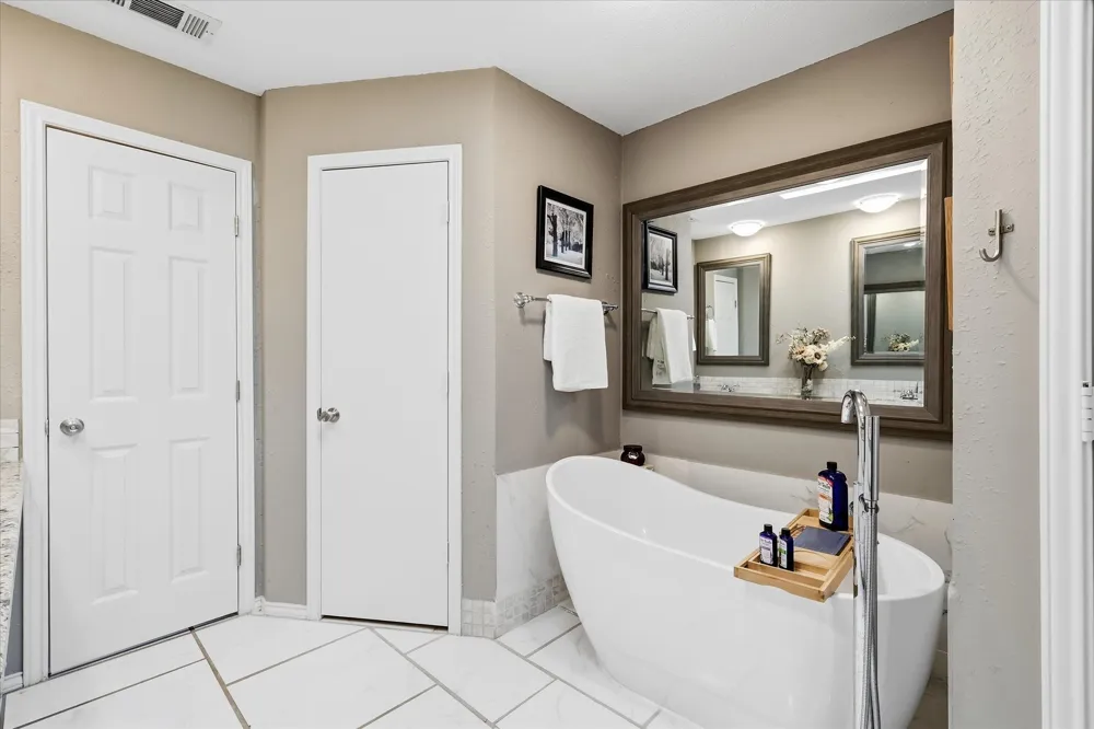 629 Park Lane Highland Village, TX 75077