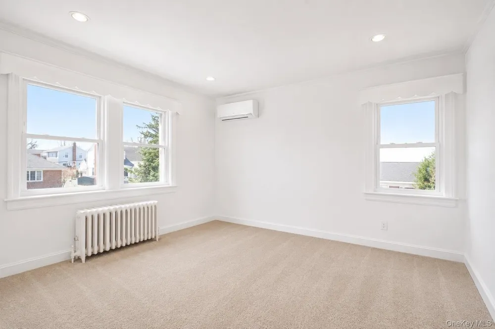 163-29 16th Avenue Whitestone, NY 11357