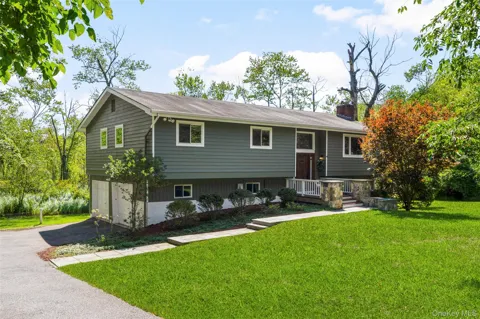 42 Hollow Oak Road