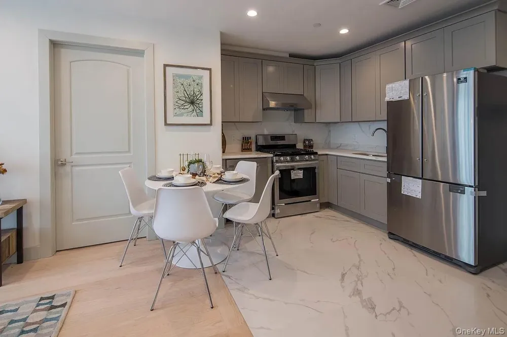 14126 Northern Boulevard #4D Flushing, NY 11354