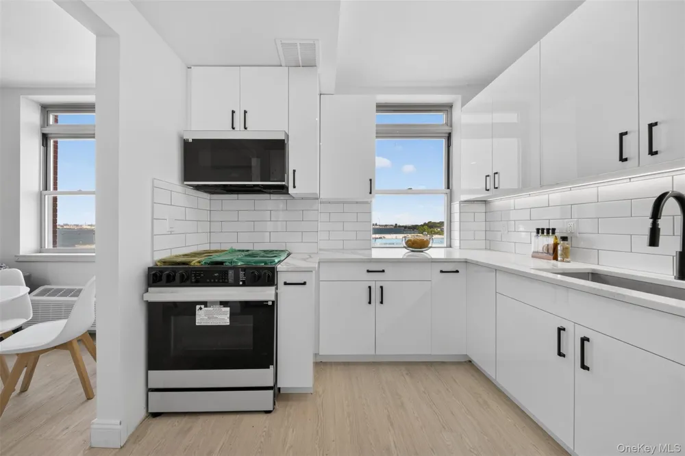 1434 110th Street #7C College Point, NY 11356