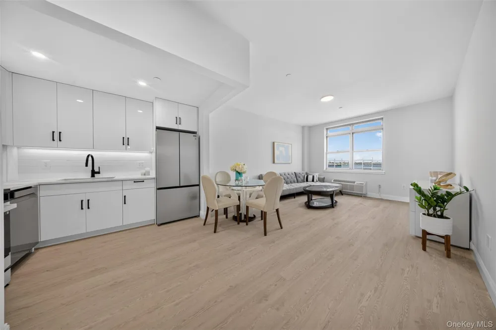 1434 110th Street #7C College Point, NY 11356