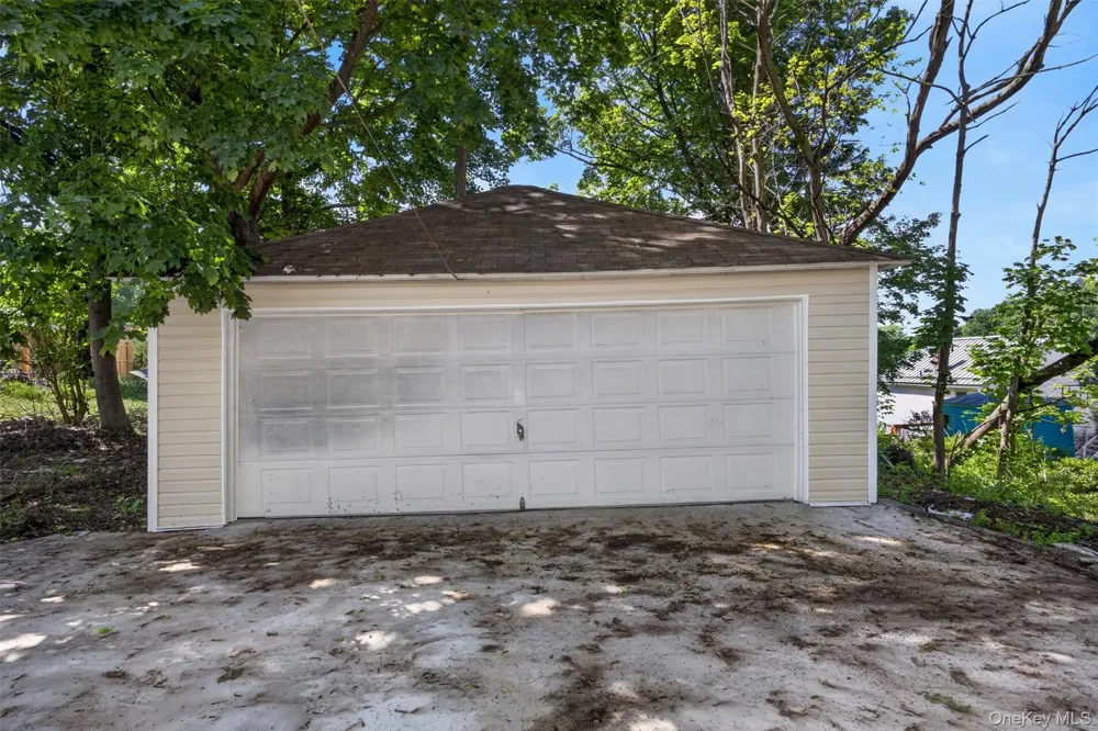 60 W Jeanibo Road Monroe, NY 10950