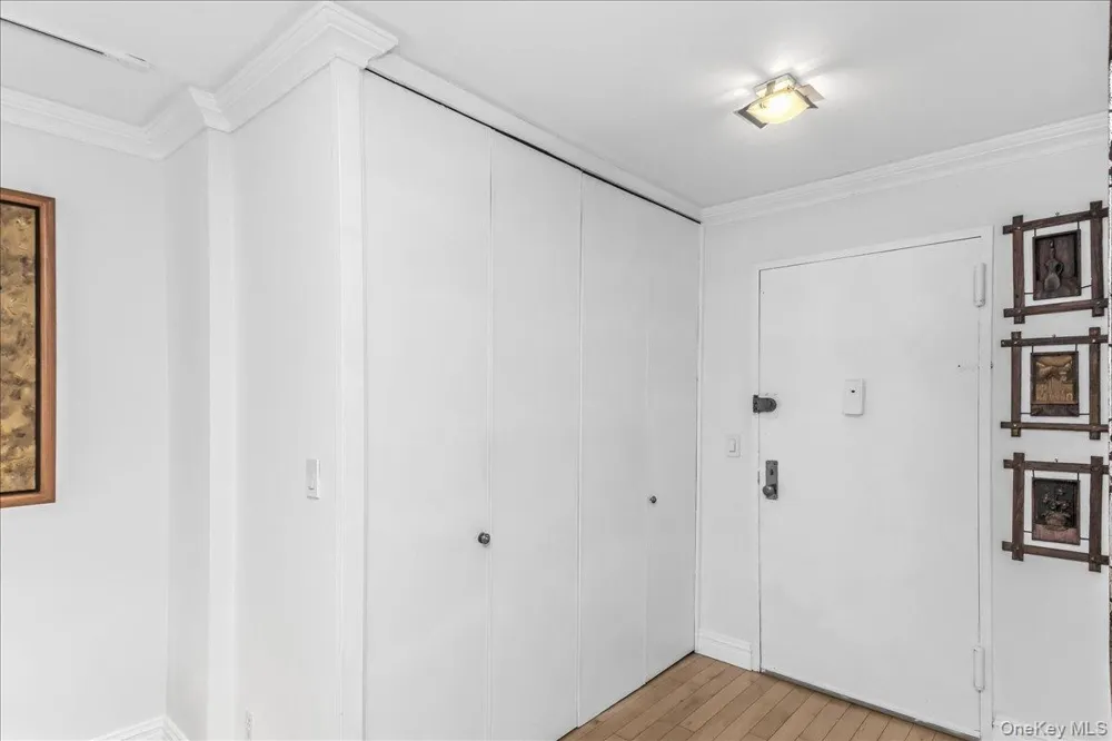 3965 52nd St #Apt 8k Woodside, NY 11377