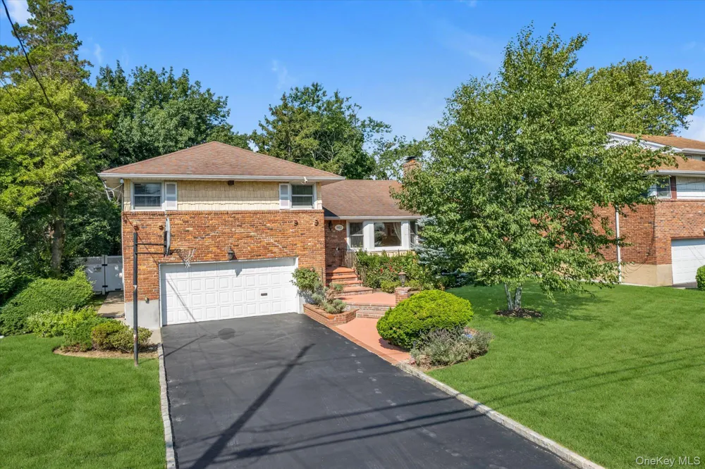 902 Preston Road East Meadow, NY 11554