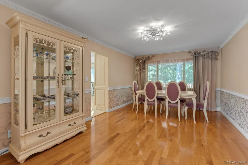 902 Preston Road East Meadow, NY 11554