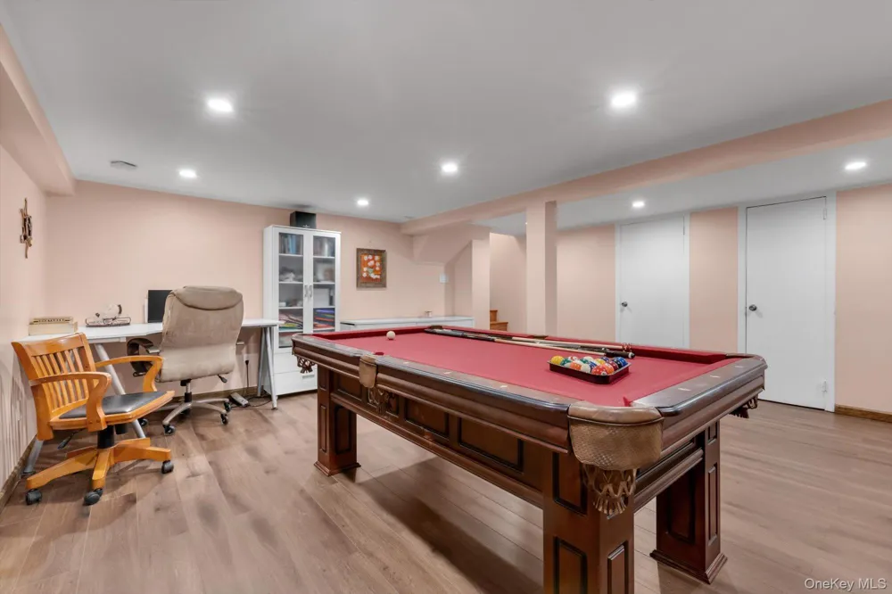 902 Preston Road East Meadow, NY 11554