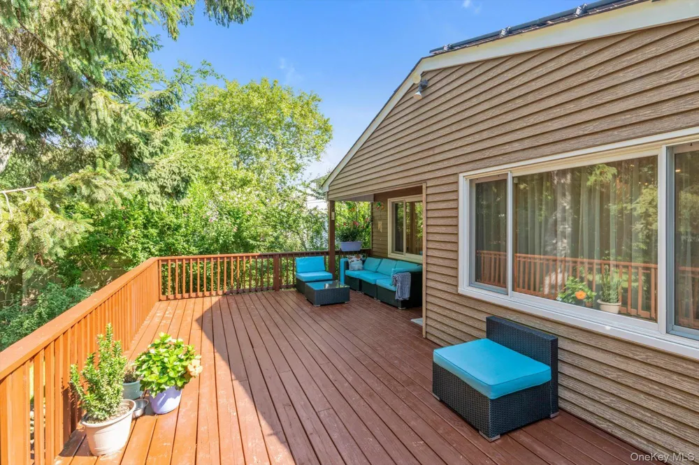 902 Preston Road East Meadow, NY 11554