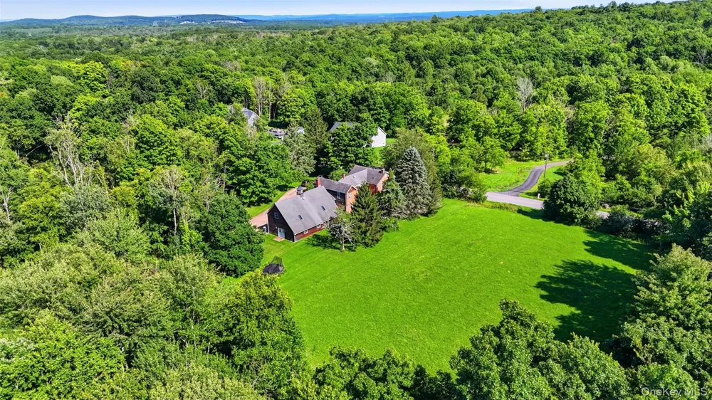118 Ridge Drive Middletown, NY 10940