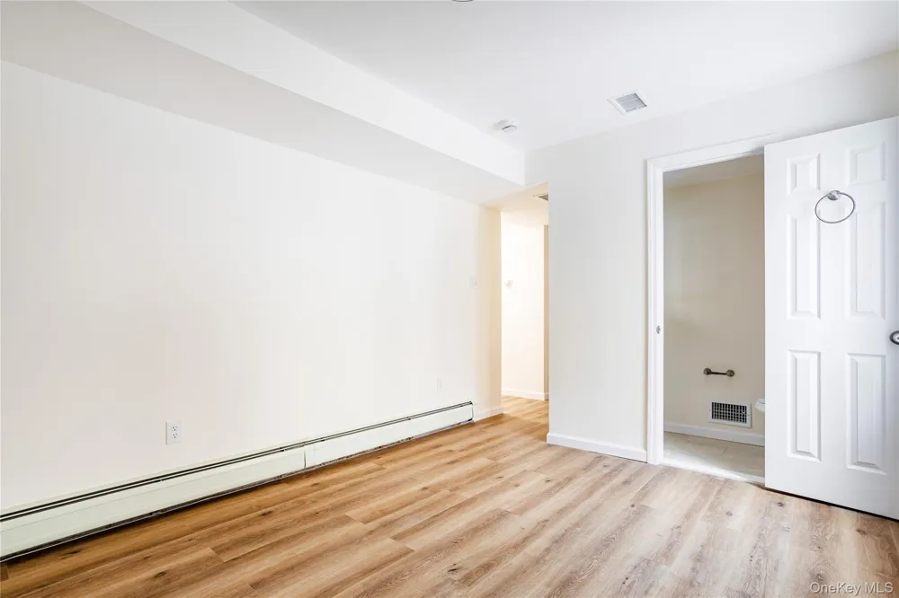 491 Ilyssa Way Staten Island, NY 10312