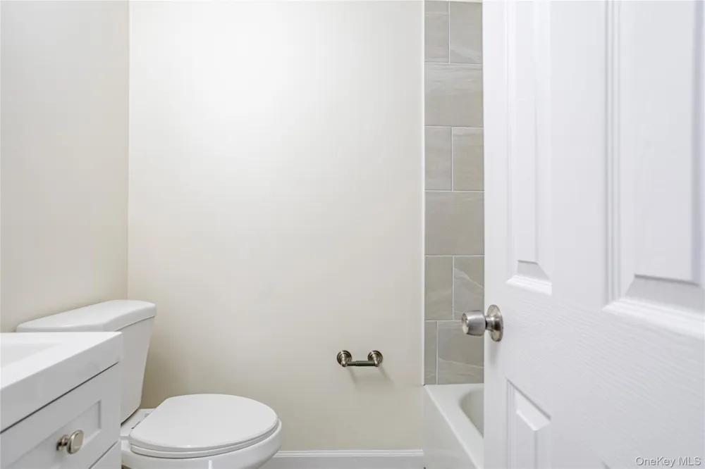491 Ilyssa Way Staten Island, NY 10312