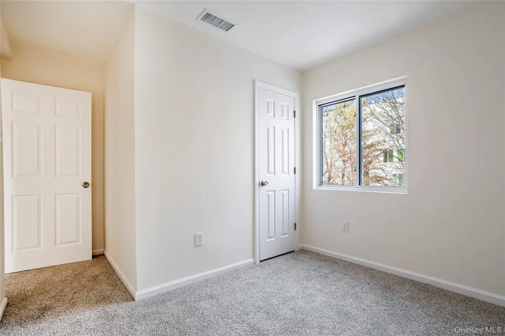 491 Ilyssa Way Staten Island, NY 10312