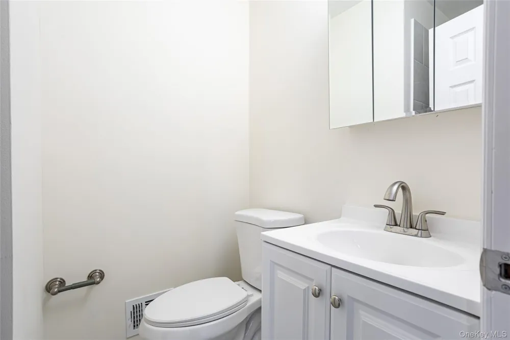 491 Ilyssa Way Staten Island, NY 10312