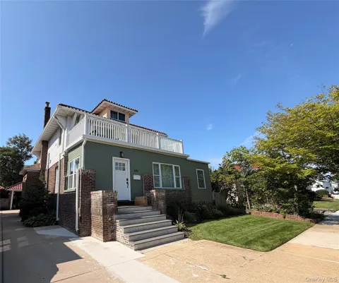 646 W Beech Street #Lower