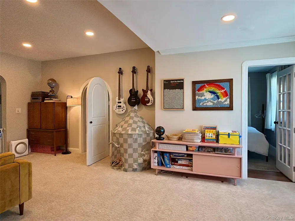 646 W Beech Street #Lower Long Beach, NY 11561