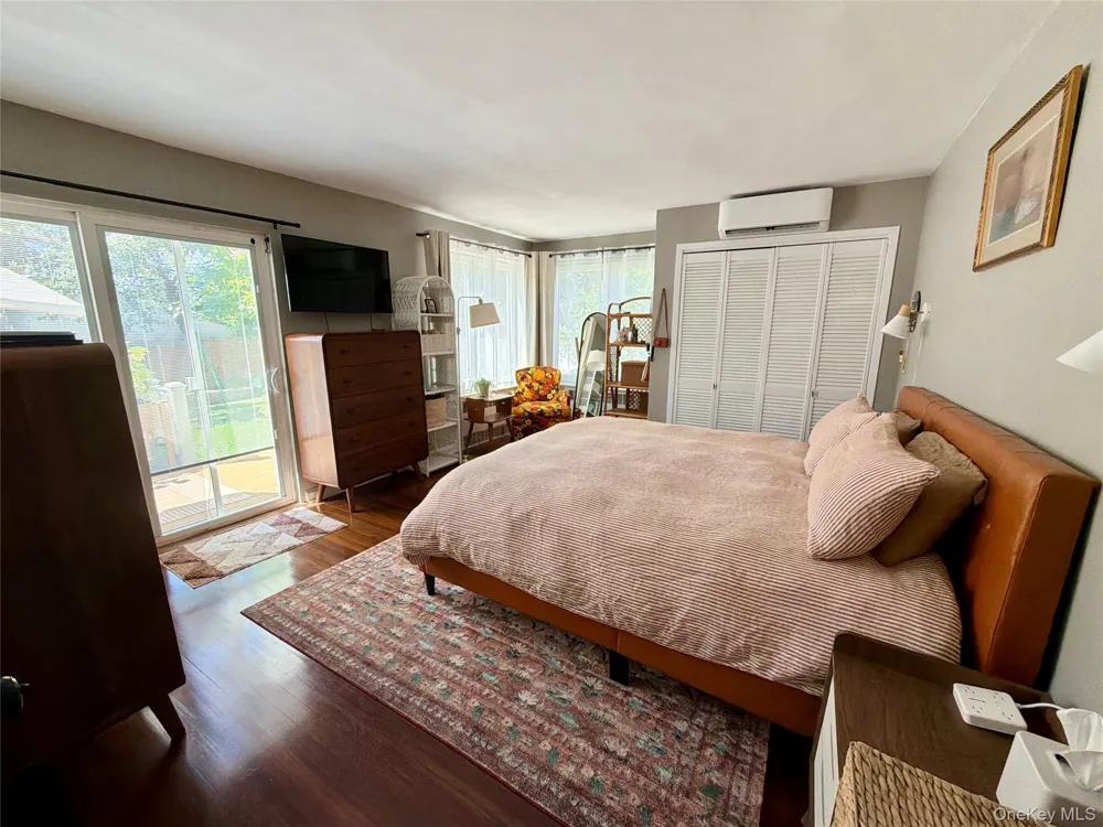646 W Beech Street #Lower Long Beach, NY 11561