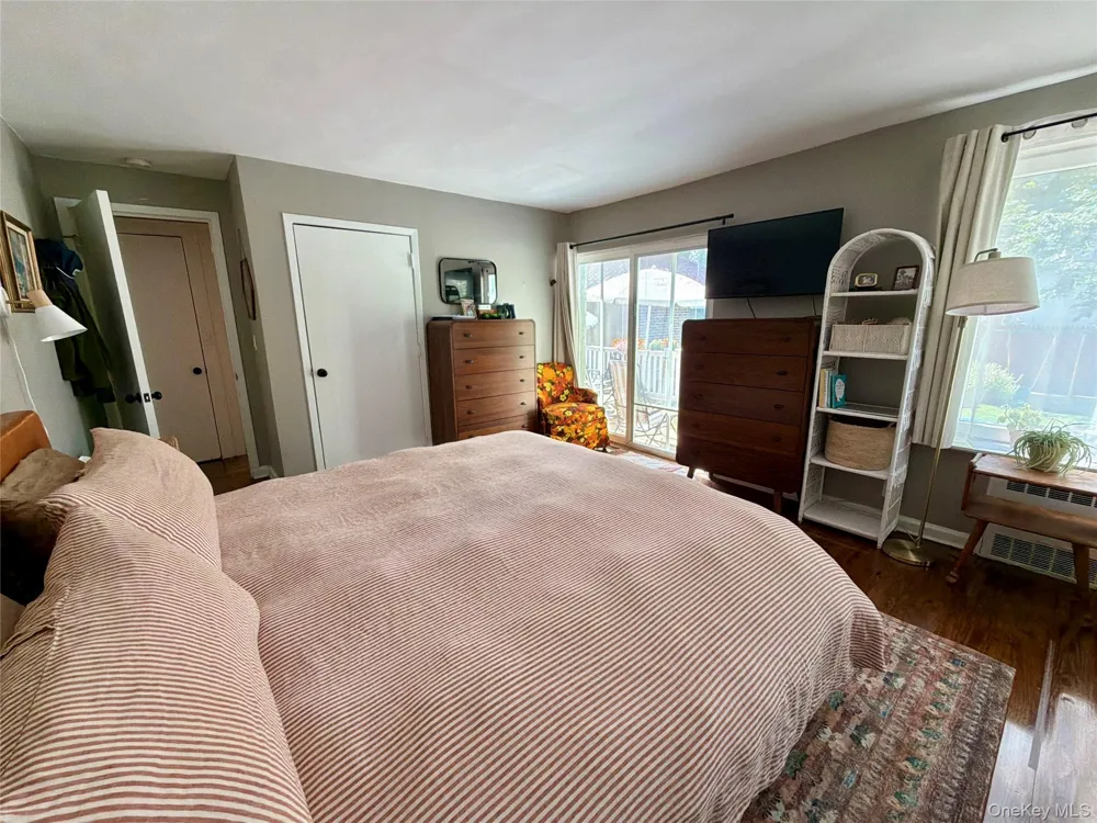 646 W Beech Street #Lower Long Beach, NY 11561