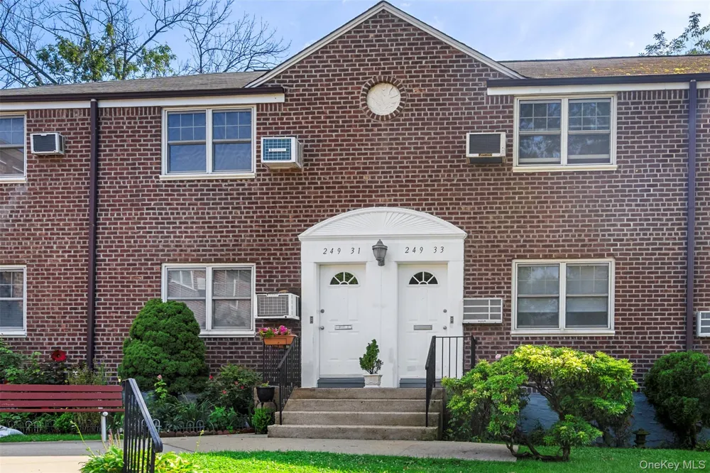 249-33 64th Avenue #1 Little Neck, NY 11362