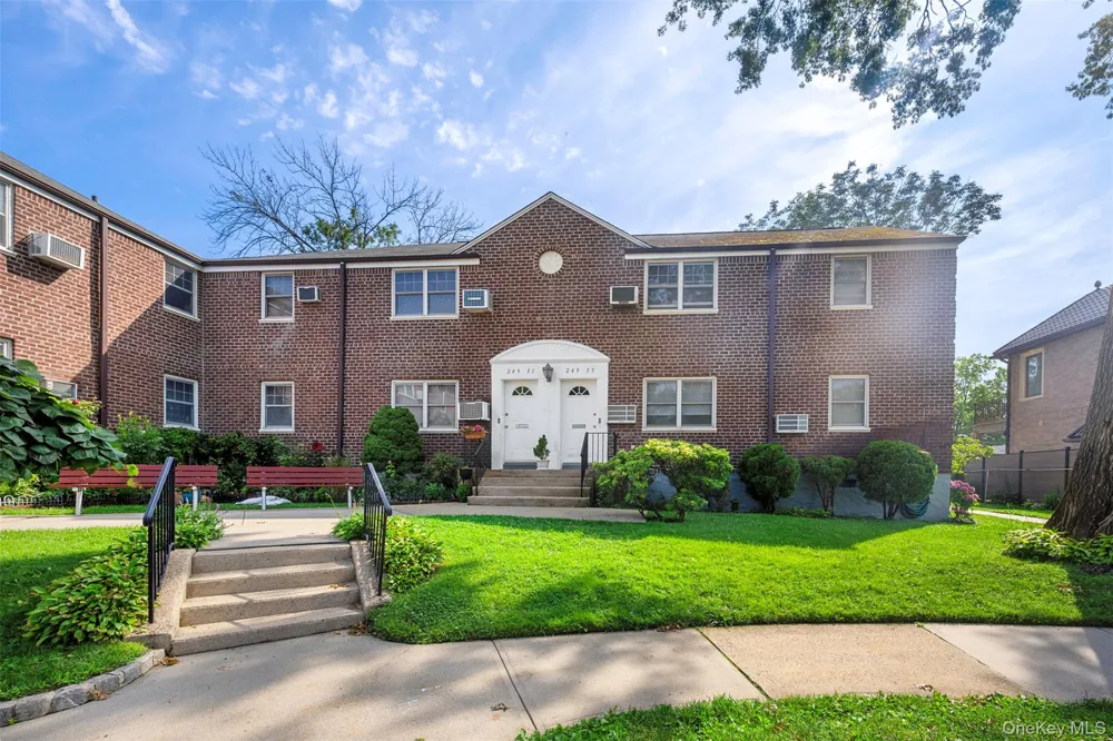 249-33 64th Avenue #1 Little Neck, NY 11362