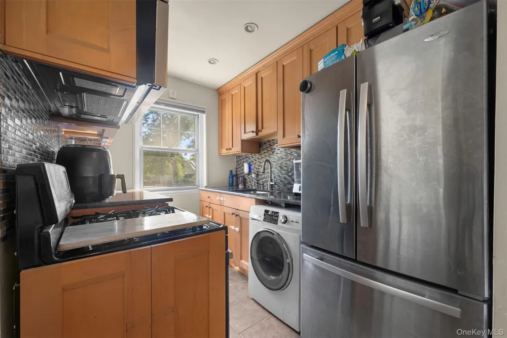 249-33 64th Avenue #1 Little Neck, NY 11362