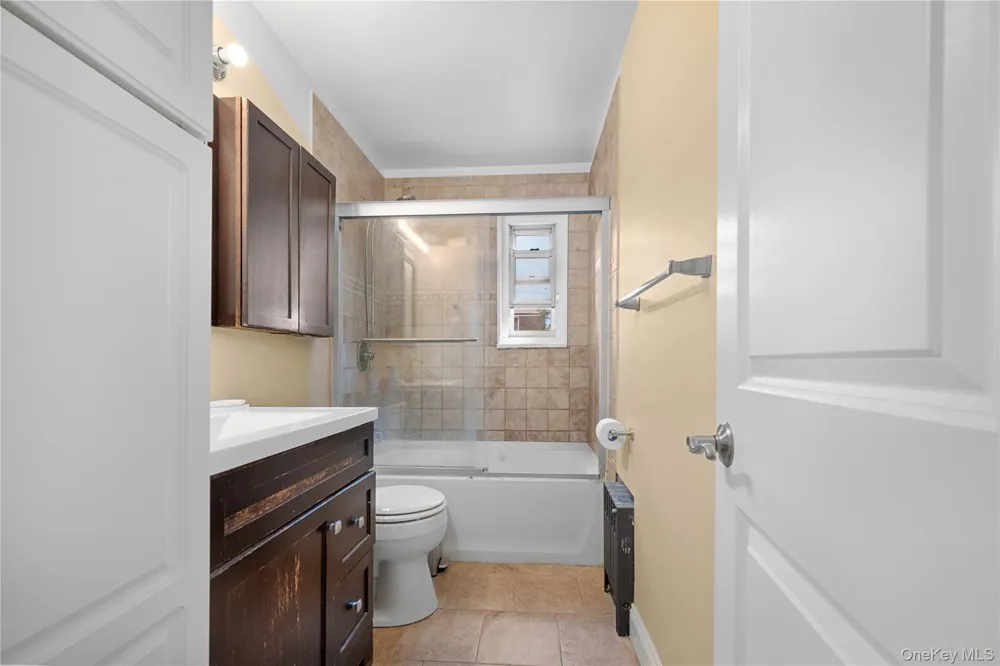 249-33 64th Avenue #1 Little Neck, NY 11362