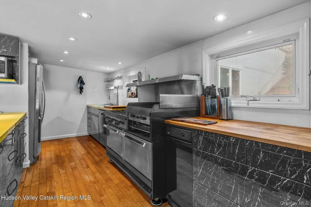 1202 Jackson Corners Road Red Hook, NY 12571