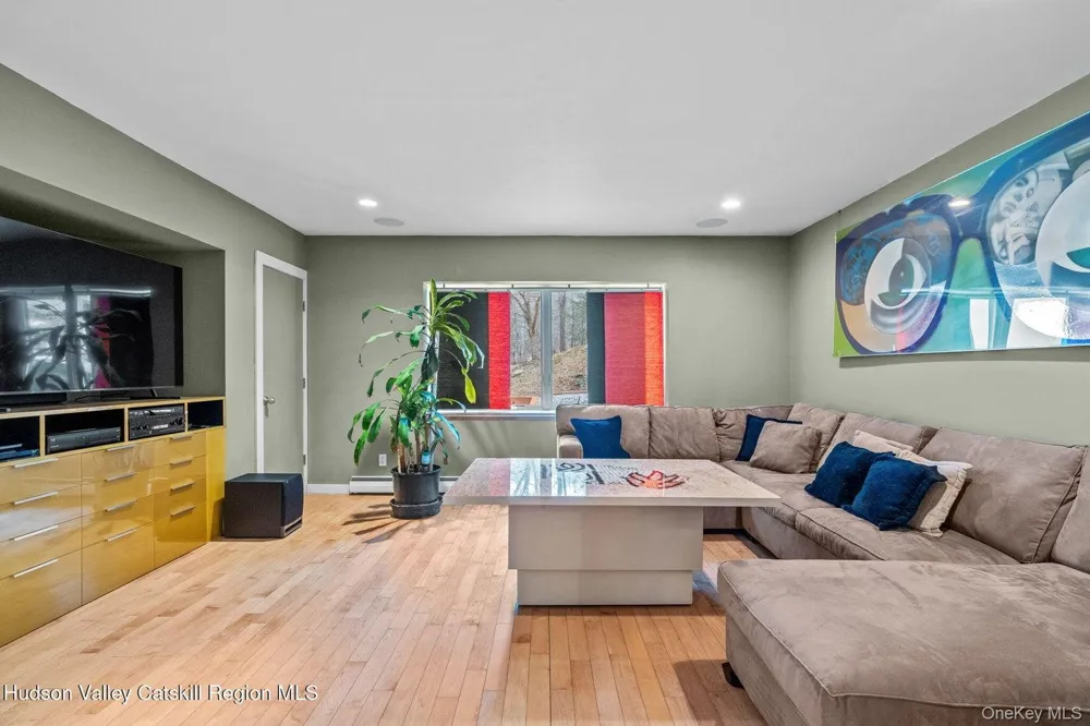 1202 Jackson Corners Road Red Hook, NY 12571