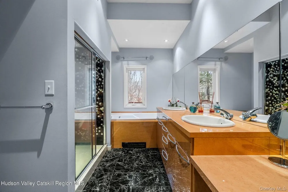 1202 Jackson Corners Road Red Hook, NY 12571
