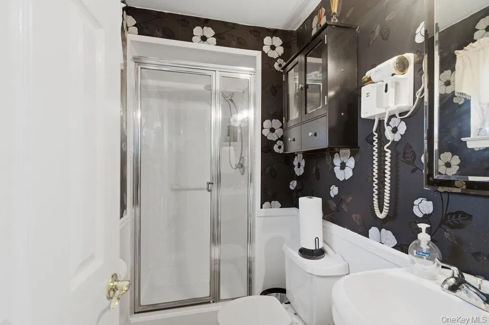 165 Meister Boulevard Freeport, NY 11520