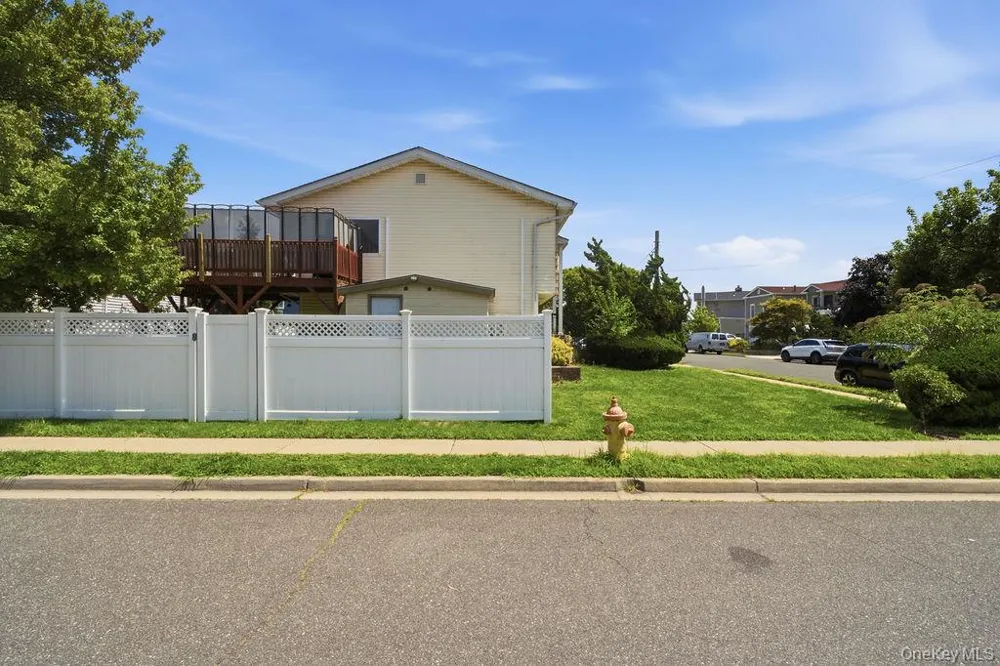165 Meister Boulevard Freeport, NY 11520